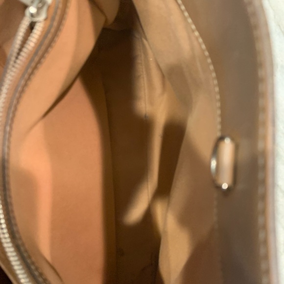 Louis Vuitton Epi Leather Handbag - Picture 5 of 7